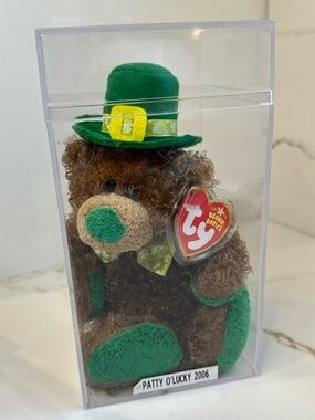 Ty Beanie Baby “Patty O’Lucky” 2006 the St. Patrick’s Day Bear NWT